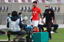 包含上海队主场失利，外援或将接受考验的词条