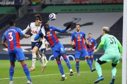 欧预赛直播现场，比赛纷呈精彩