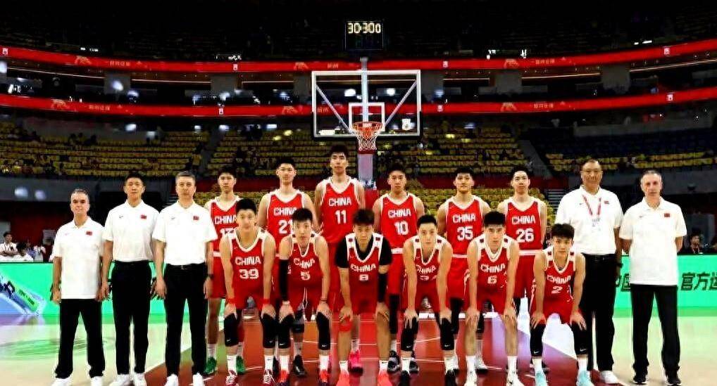 顶级篮球联赛再掀火热战役，球队实力差距逐步缩小的简单介绍