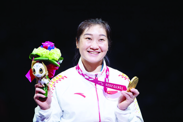 射击选手稳扎稳打，百发百中