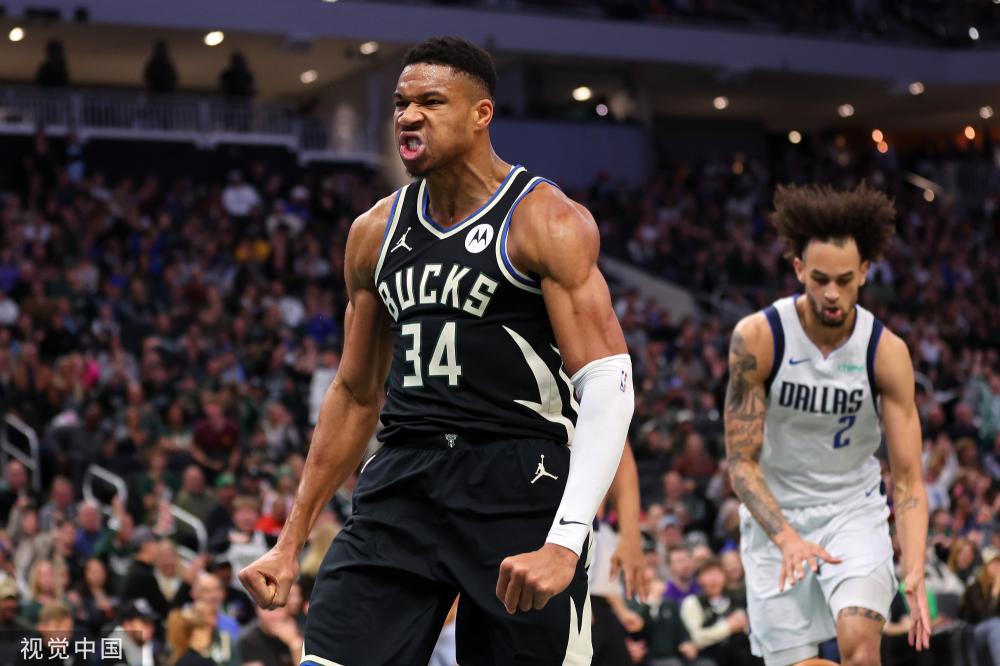 雄鹿逆转猛龙夺胜，字母哥砍下40+20