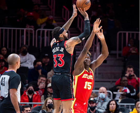 关于猛龙胜老鹰，范弗利特全场助攻10次领跑全场的信息