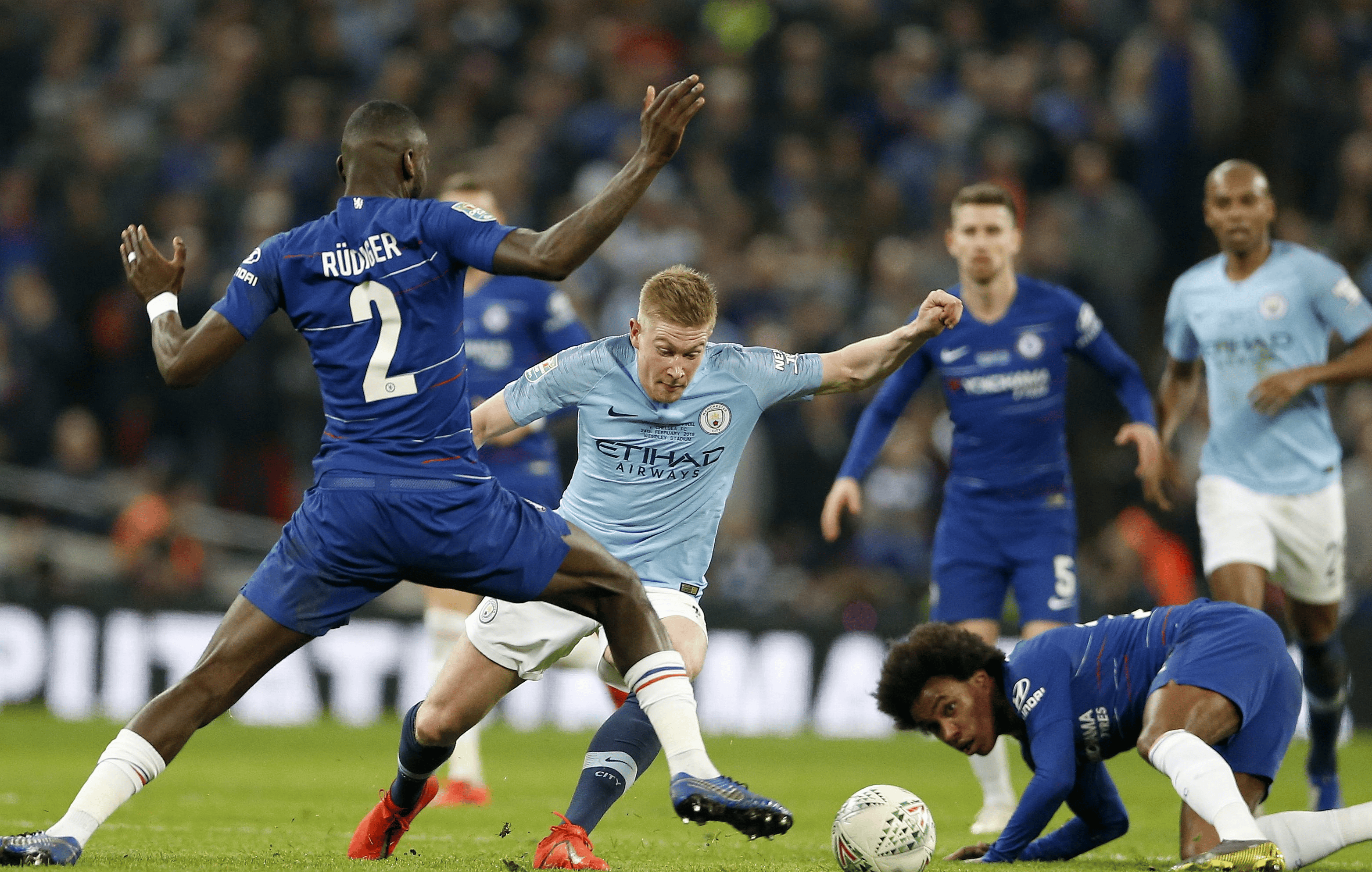 关于莱斯特城客场战平布莱顿，积分榜上升的信息