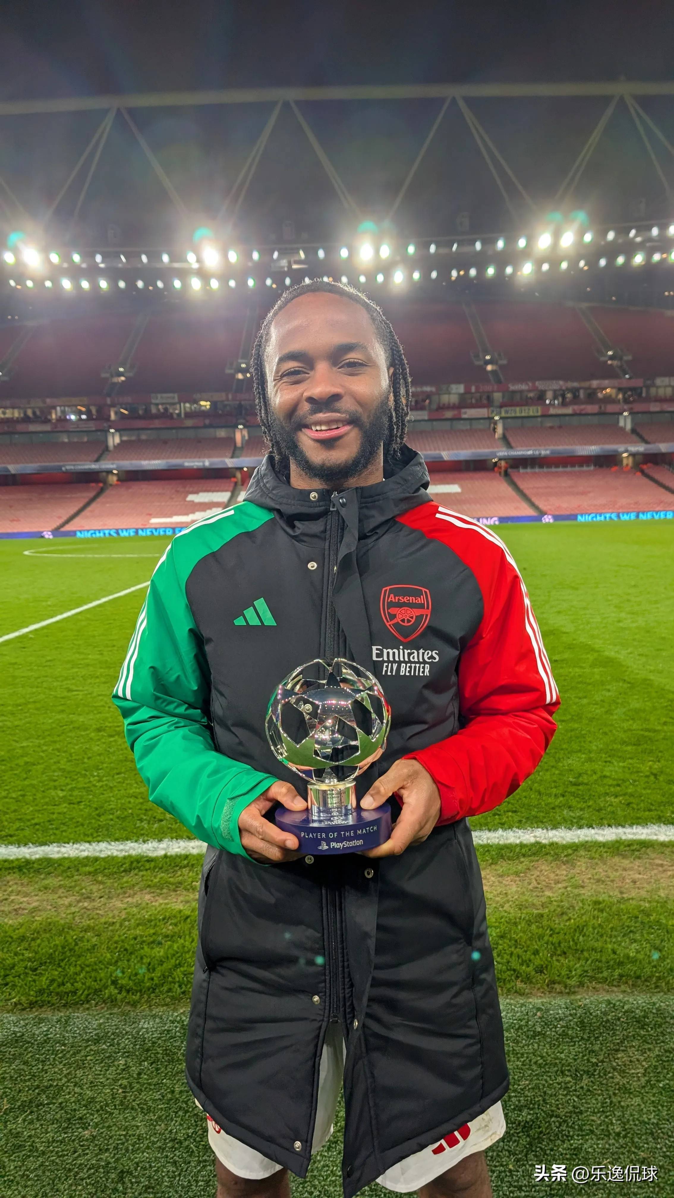 关于阿森纳后卫闪电进球,率领球队击败对手的信息 关于阿森纳后卫闪电进球,率领球队击败对手的信息