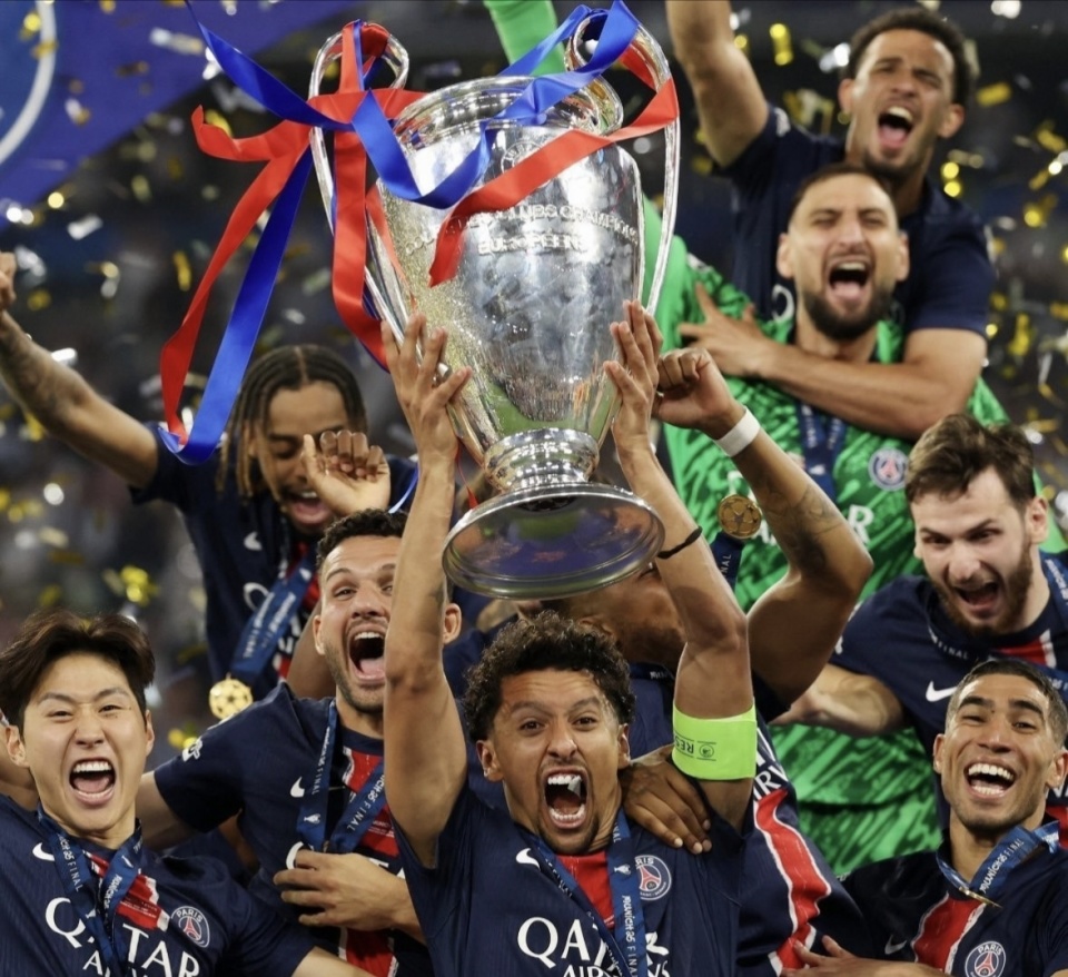 欧冠比赛精彩纷呈,热点球队备战决赛 欧冠比赛精彩纷呈,热点球队备战决赛