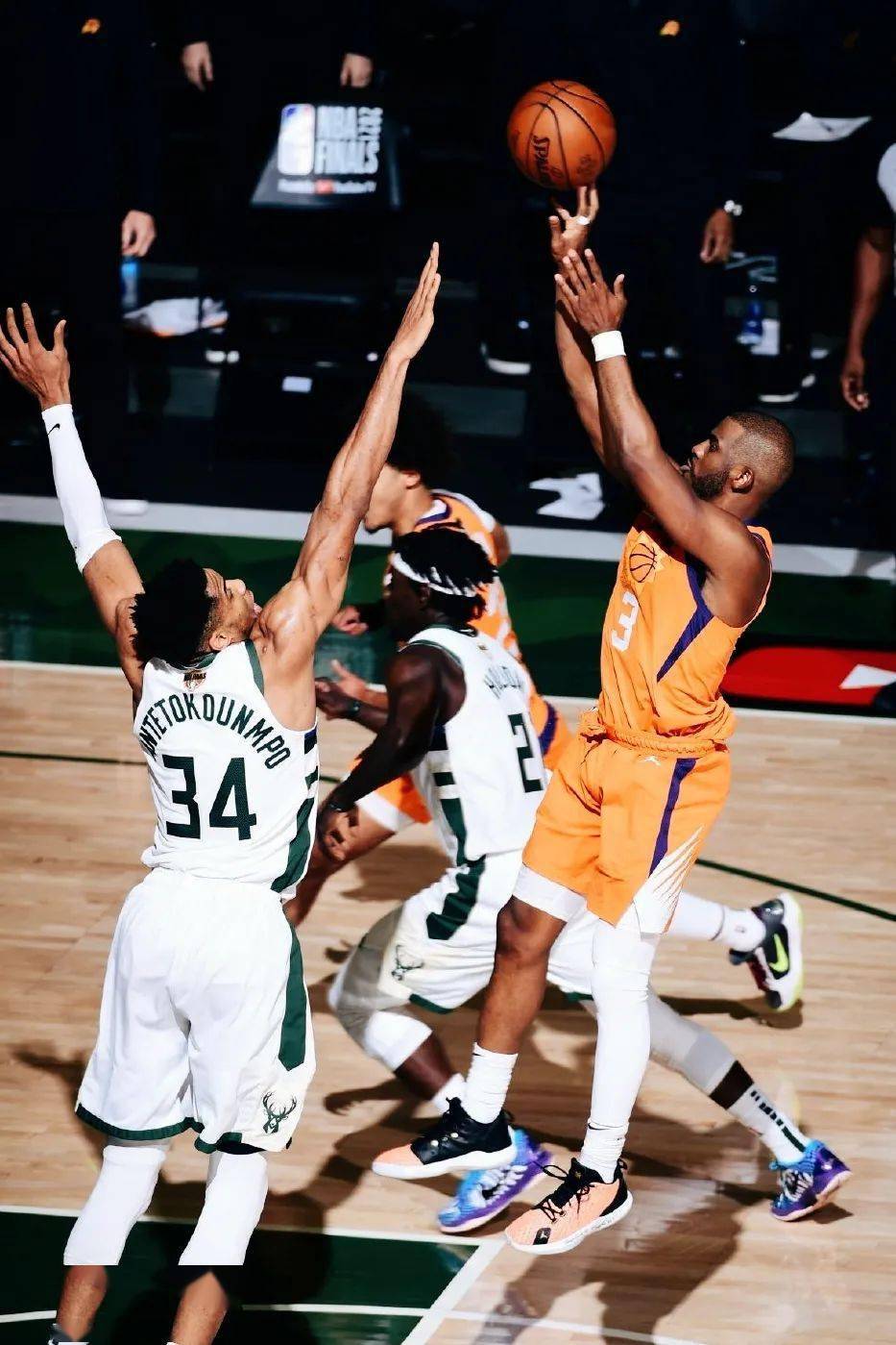 关于波斯尼亚队主场战胜芬兰队，取得关键胜利的信息