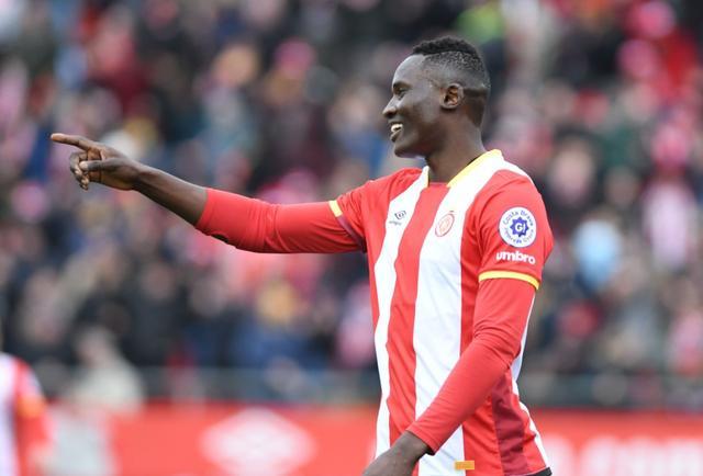 斯帕尔主场惨遭逆转,无暇喜悦的简单介绍 斯帕尔主场惨遭逆转,无暇喜悦的简单介绍