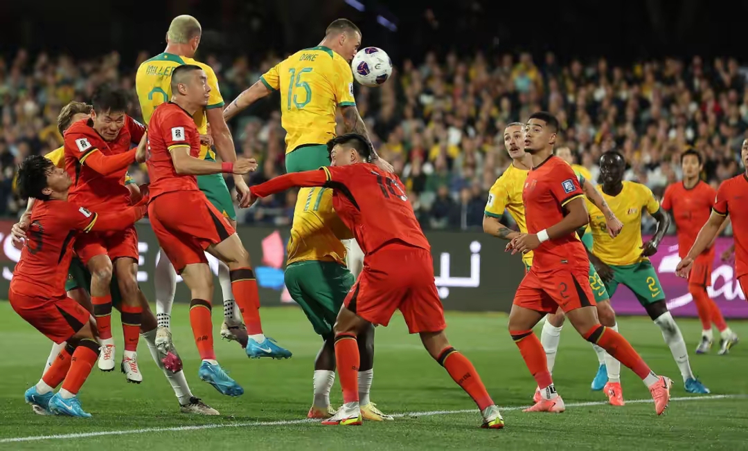 乌克兰在主场不费吹灰之力取胜，晋级在望的简单介绍